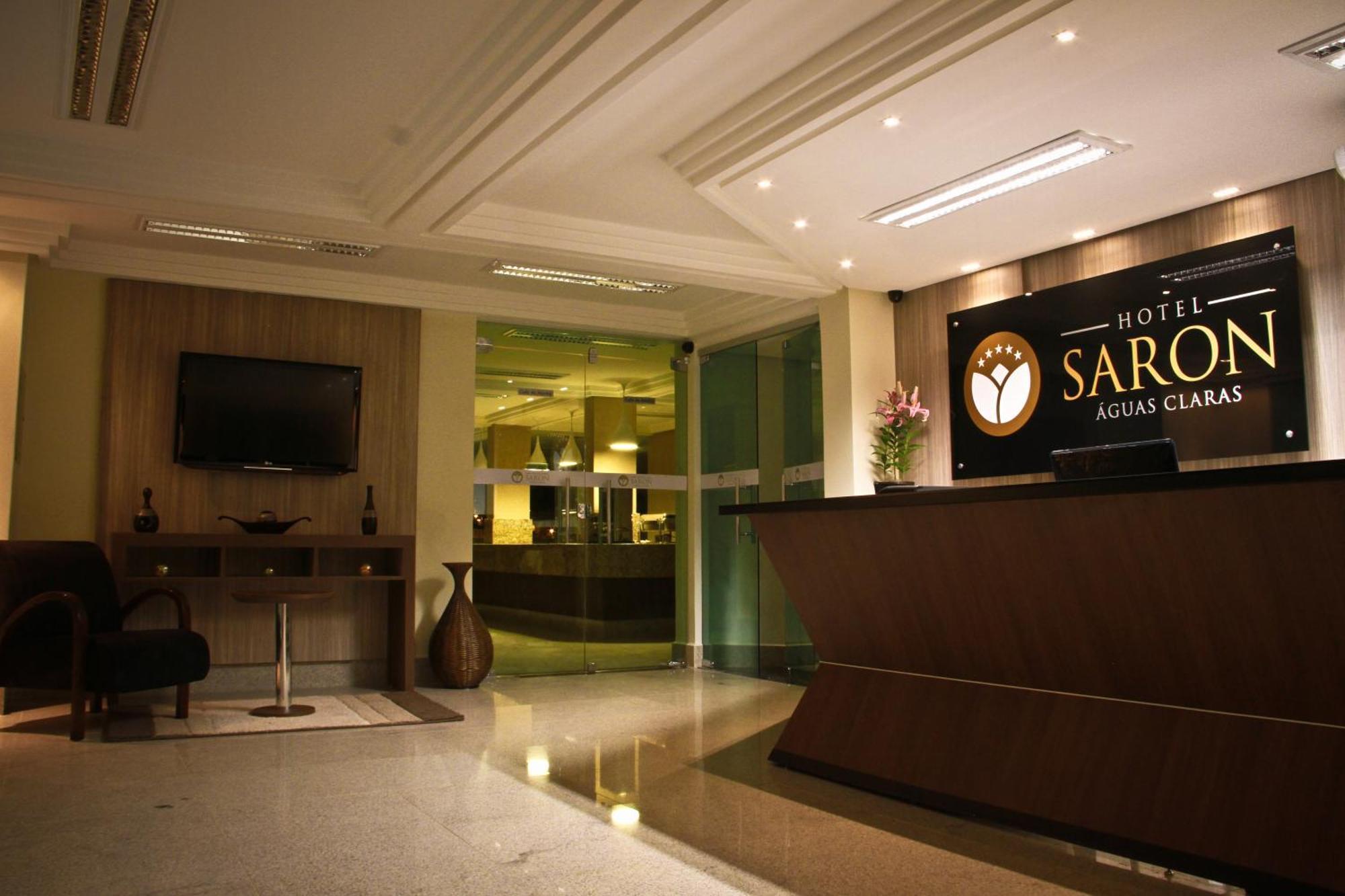 Hotel Saron Luziânia Buitenkant foto